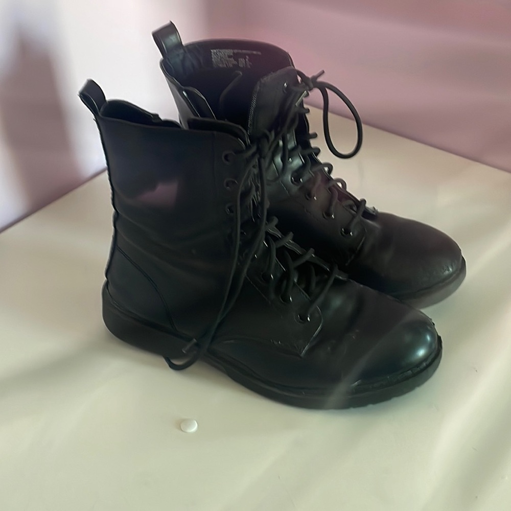 black boots